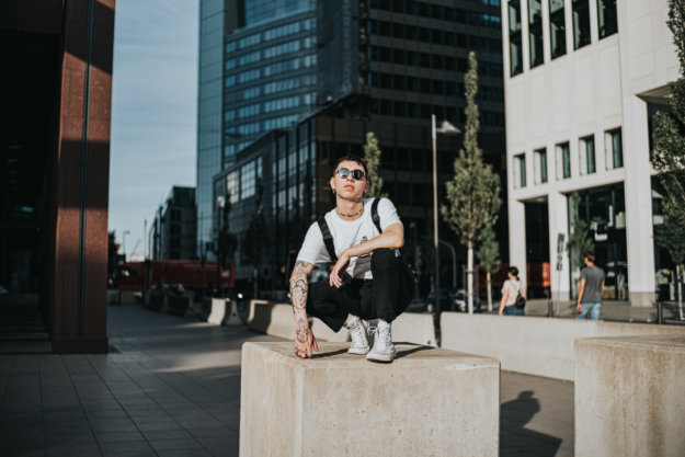 Tim posiert in Frankfurt